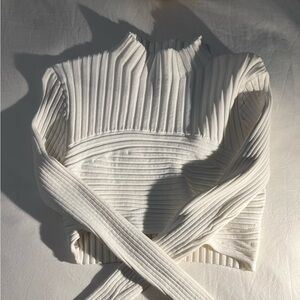 White Cropped Turtleneck